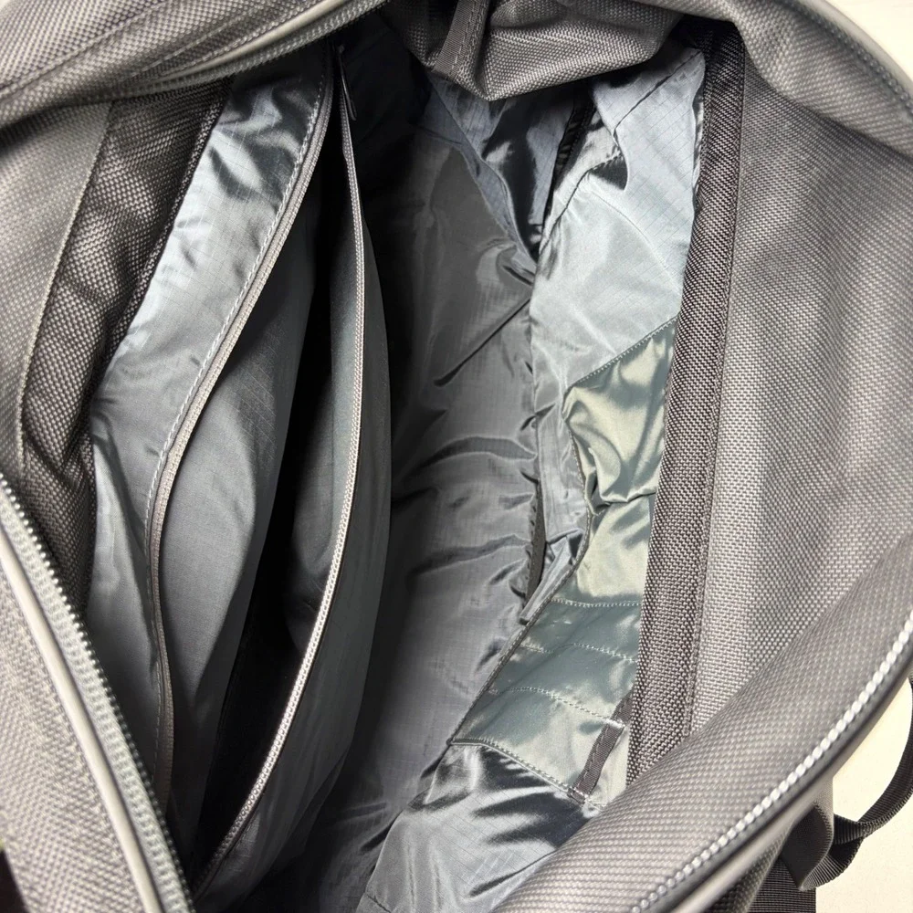 Timbuk2 Laptop Messenger Small Duffle Bag Ballistic Travel Techwear Travel Urban